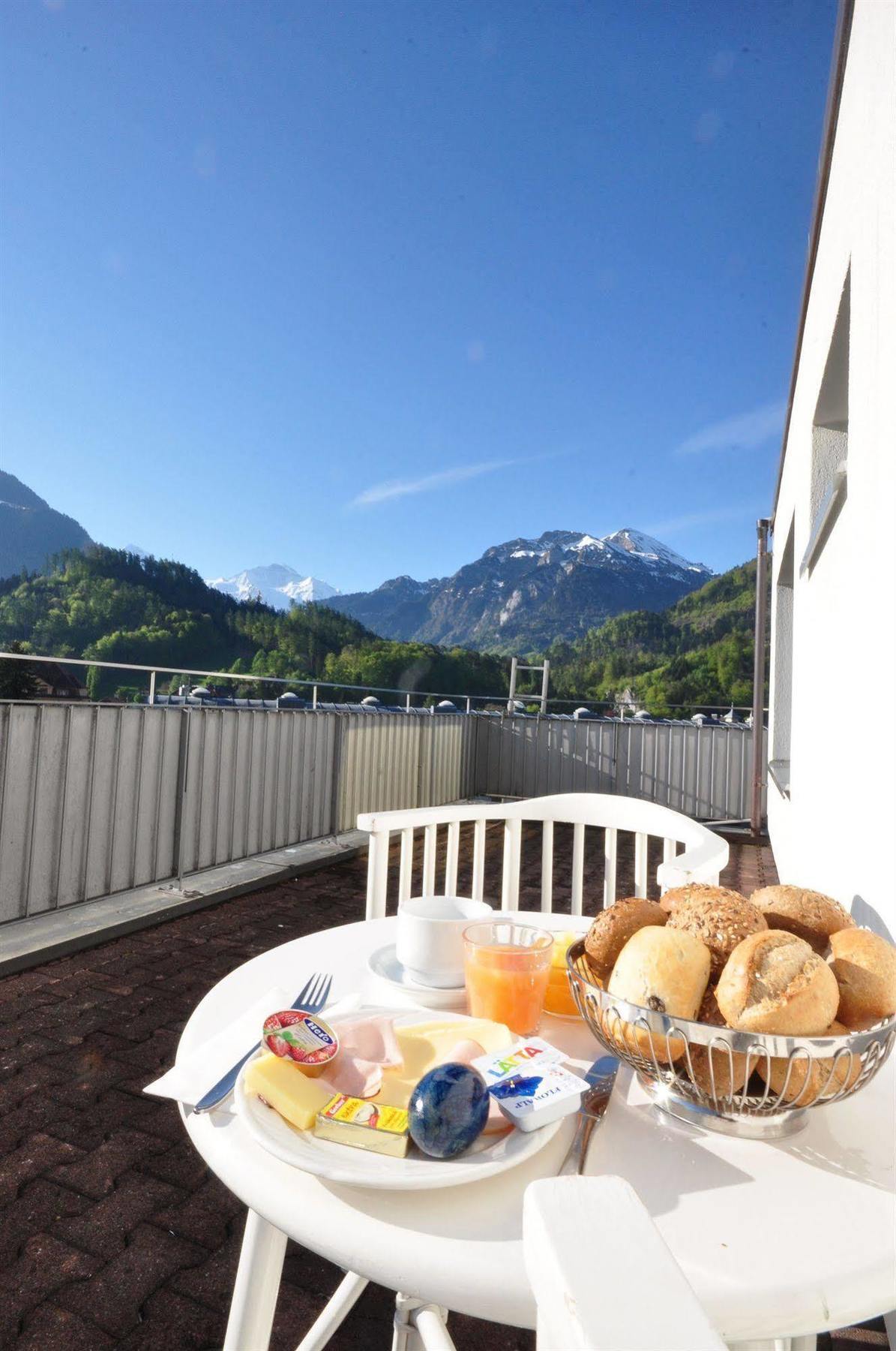 Merkur - West Station Hotel 3*