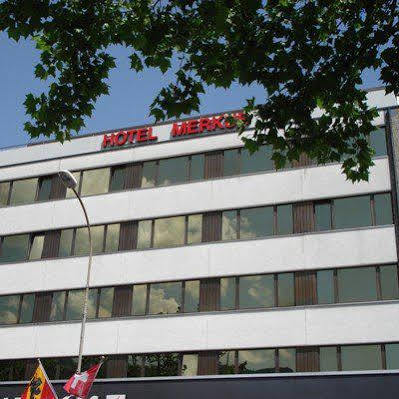 Hotel Merkur - West Station